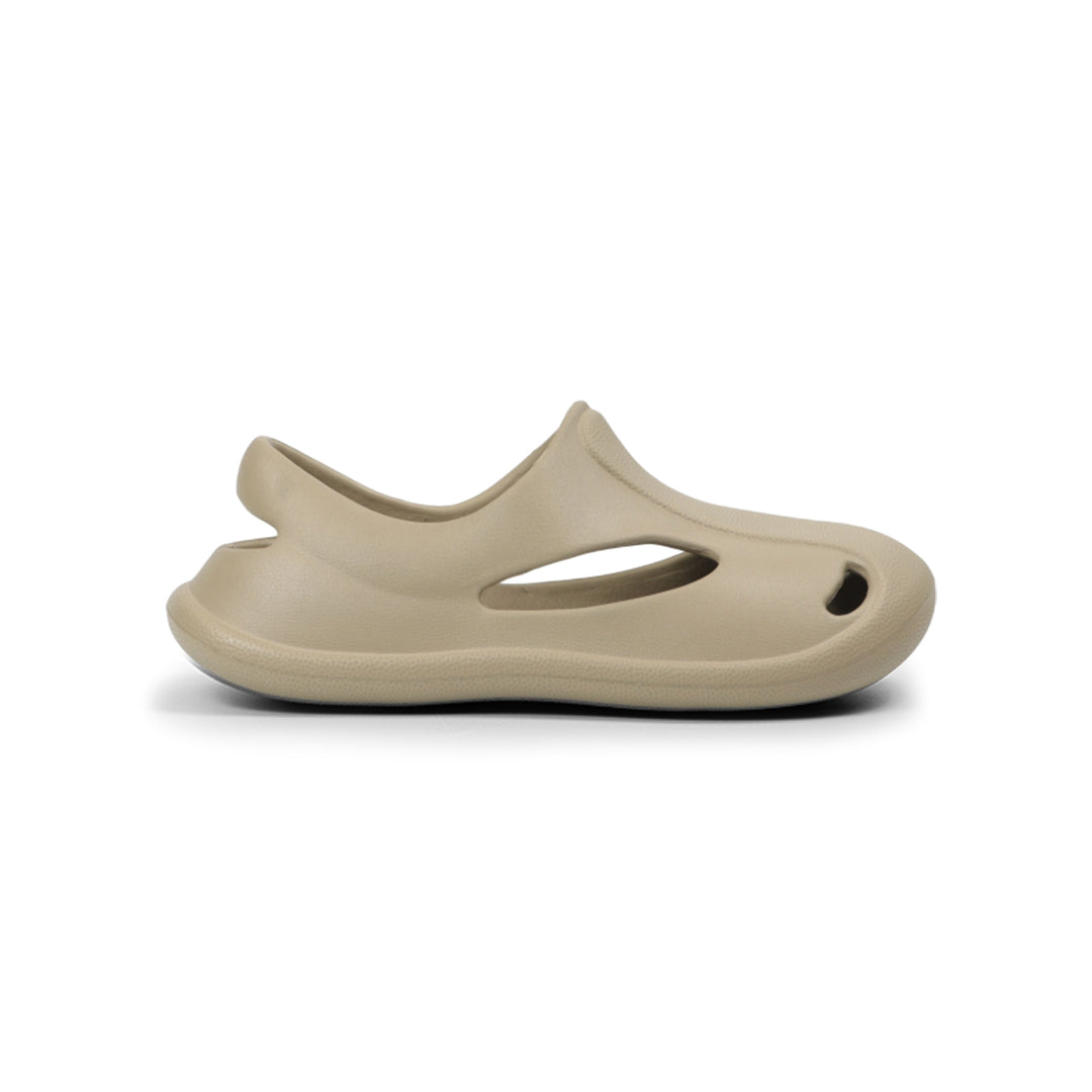 Liam Slides - Sand