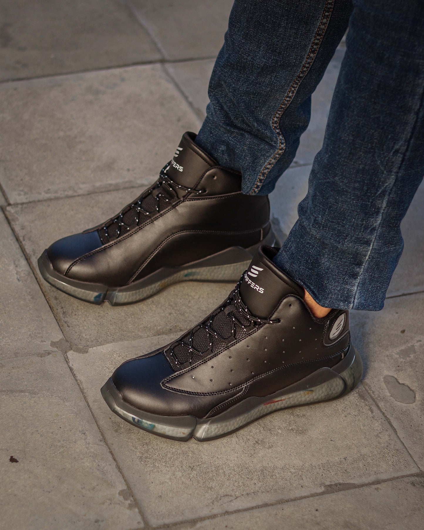 Erics (Triple Black)